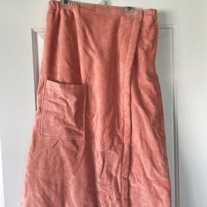NWT, Northern Nights, Terry cloth bath robe/towel